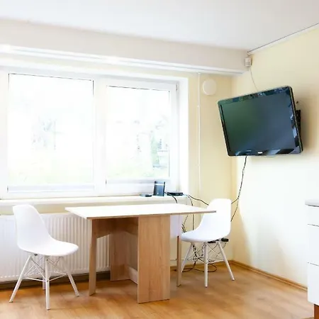 Sunny With Parking, Self-check-in & Wi-fi Lejlighed